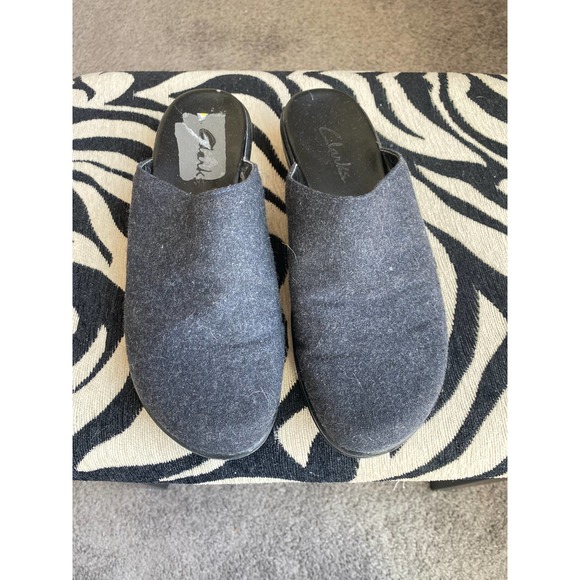 Clarks dark gray charcoal wool clogs, women's size 8 - Picture 11 of 12